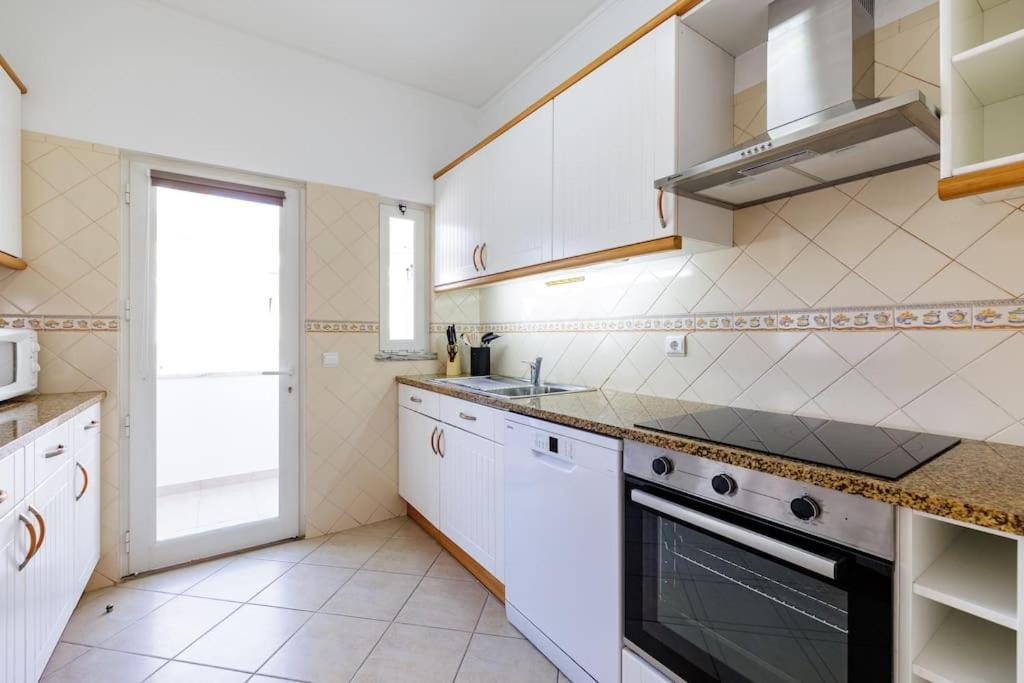 Sea-Front 1' Min! - Apartment With Ac & Wifi Quarteira Εξωτερικό φωτογραφία